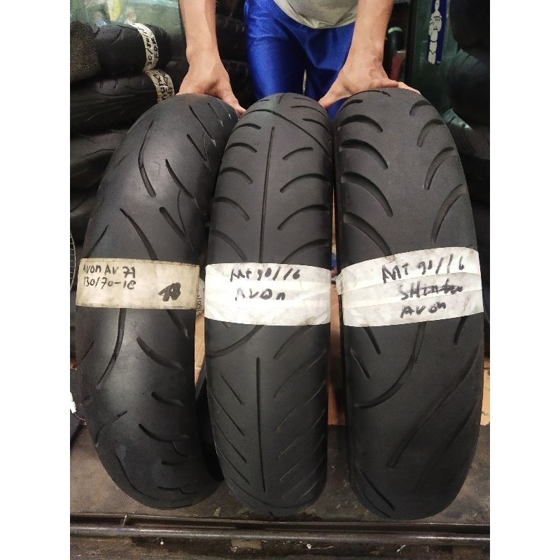 Ban bekas Moge Avon 130 90 16 & 130 70 18 ex motor Harley
