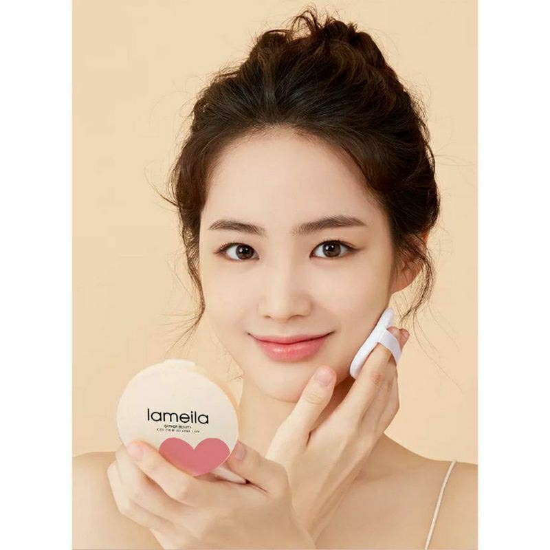 LAMEILA Bedak Sakura Make Up Base oil Control Powder dengan Kaca