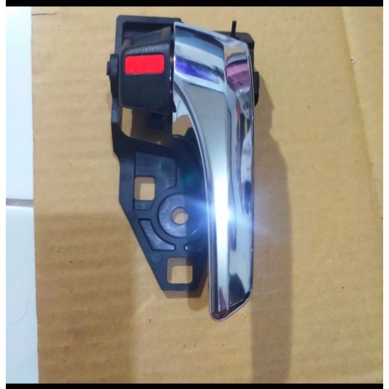 handle pintu dalam doortrim Innova reborn Fortuner Hilux original baru