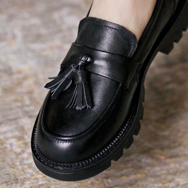 Sepatu Wanita Loafers Hitam Matte Glossy / Sepatu Kerja Docmart Jessy Premium LL212