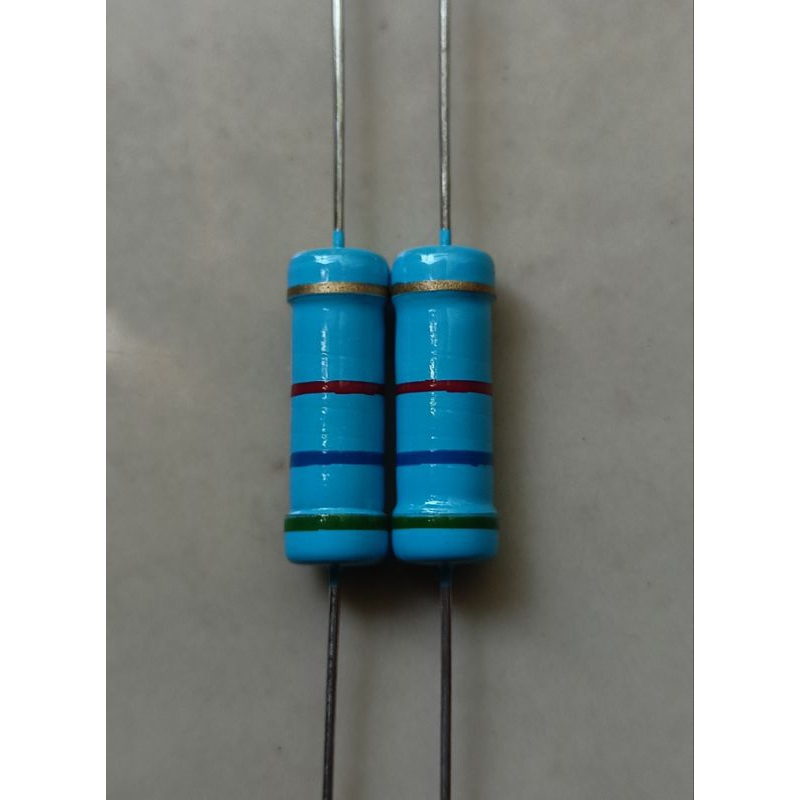 1 pcs RESISTOR 3 WAT, 5K6 METAL FILM 1 %