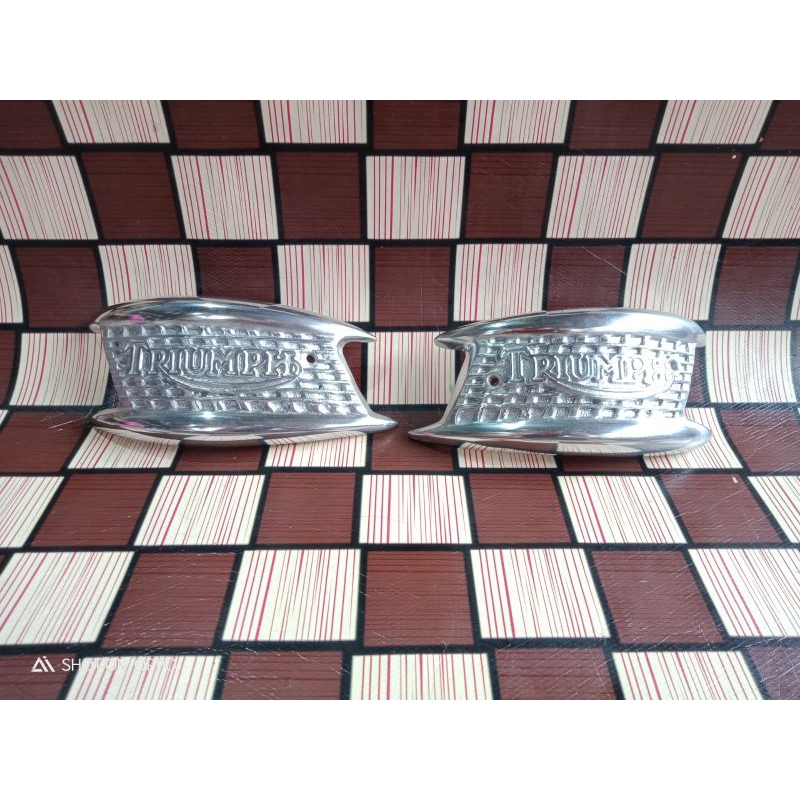EMBLEM CUSTOM , EMBLEM TRIUMPH , EMBLEM TANGKI MOTOR CUSTOM