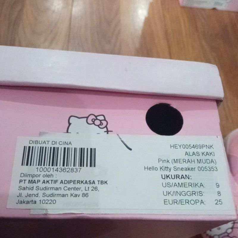 Sepatu Hello Kitty Sneaker 005353