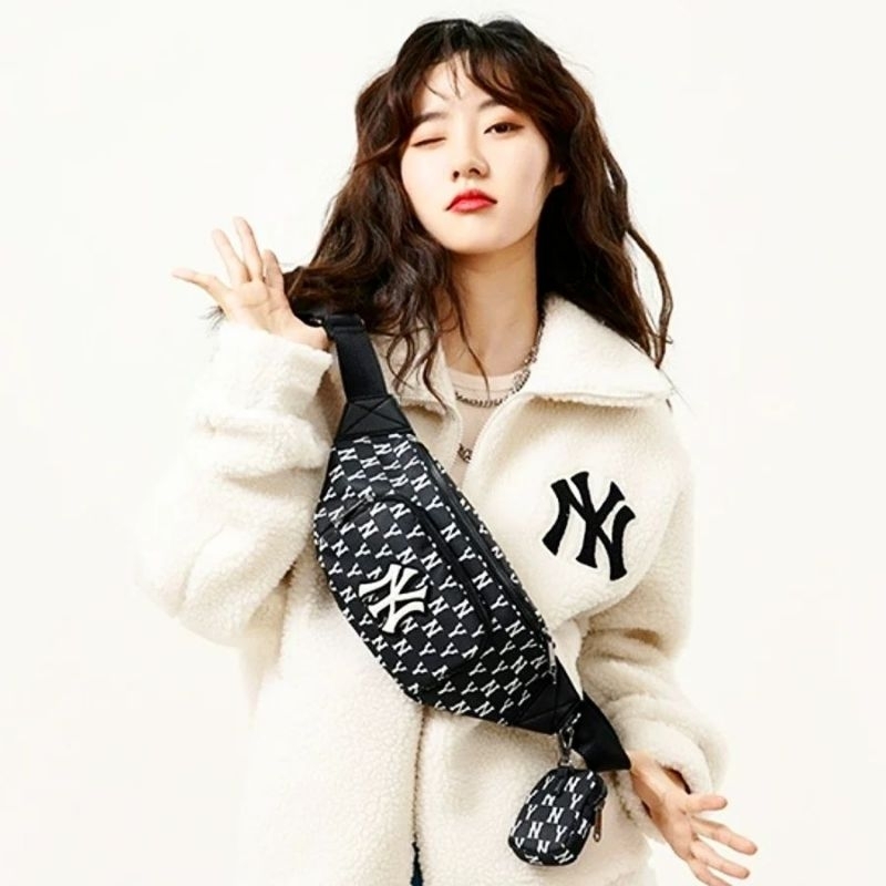 7.7 SALE | MLB MONOGRAM HIP SACK WAIST BAG NEW YORK YANKEES INCLUDE PAPERBAG