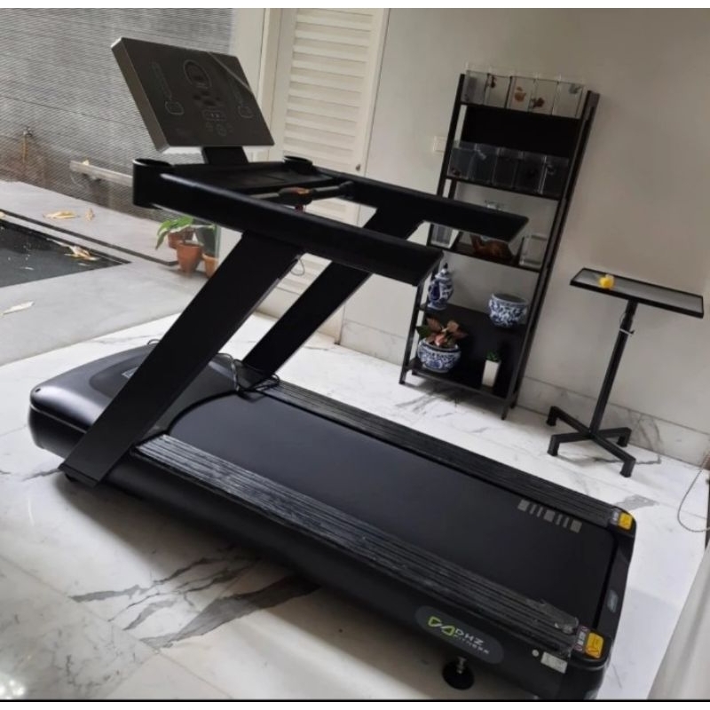 DHZ TREADMILL KOMERSIAL X8600