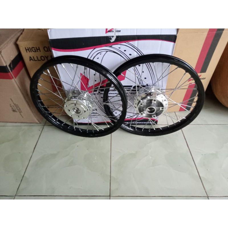 velg jari jari vixion new hitam glossy ring 17x140/140