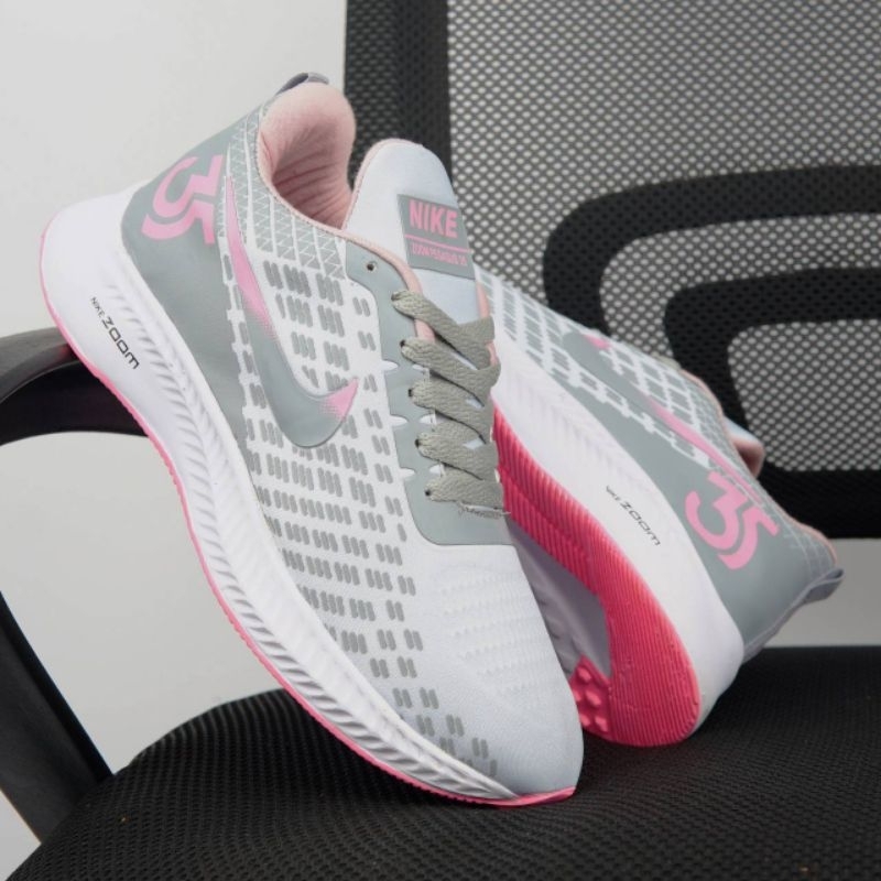 SEPATU SNEAKERS WANITA NIKE 35