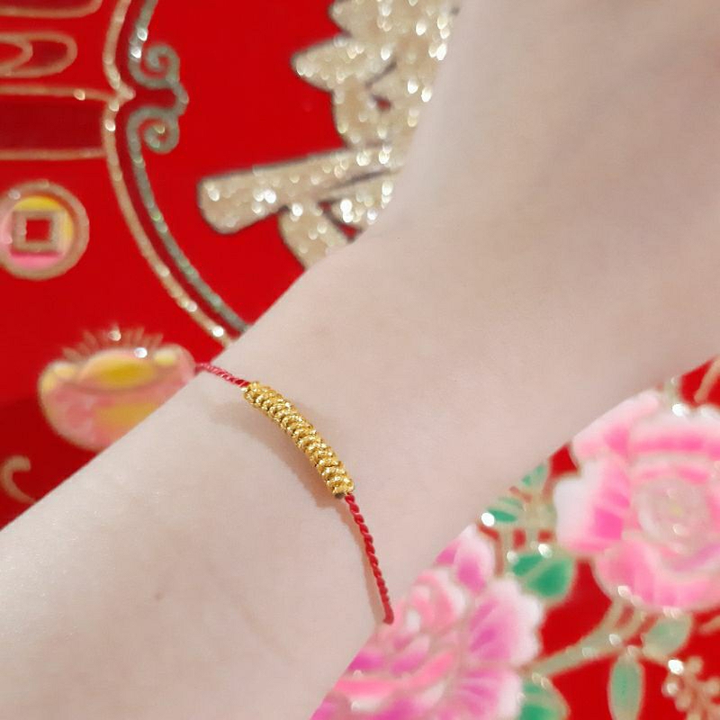 gelang tangan tali merah tipis + benang warna emas keberuntungan hoki wanita pria