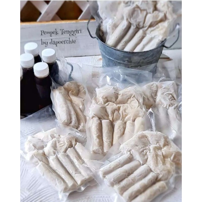 

pempek ikan tenggiri, isi 10 pcs (frozen)