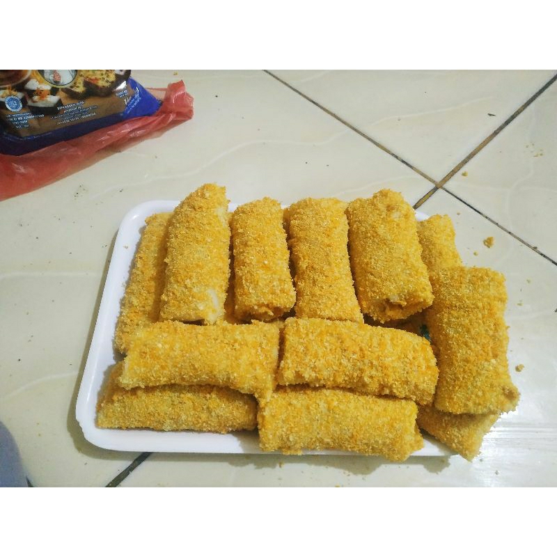 

Open Order Risoles Ayam + sayur ukuran sedang 1 kotak isi 10 pcs