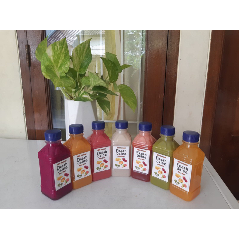 

Fresh Juice Buah, Jambu, Buah Naga, Sirsak, Jeruk, Alpukat, Strawberry, Mangga