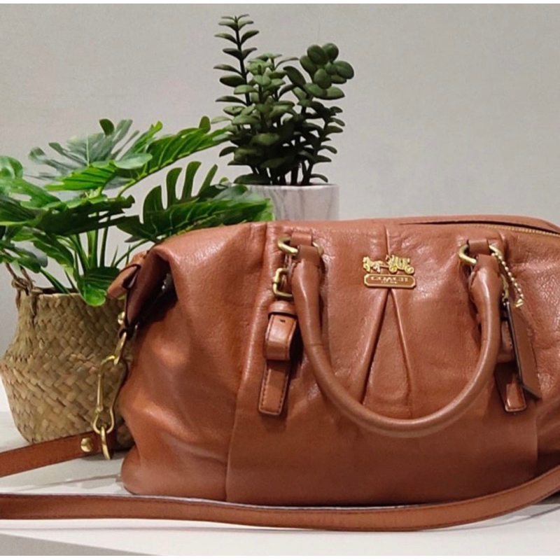 Preloved Tas Wanita Coach