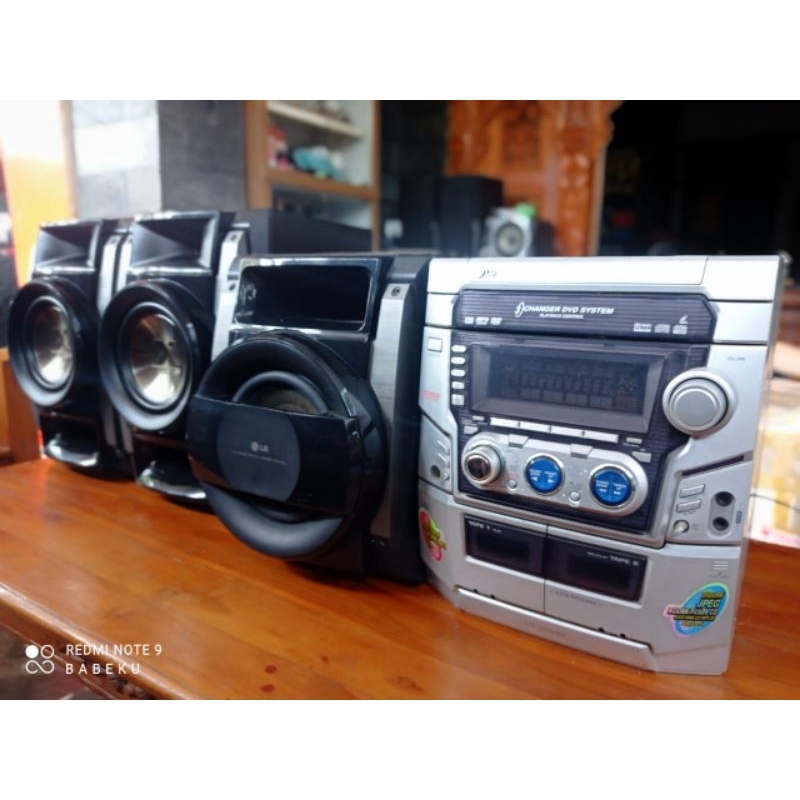 RADIO TAPE COMPO LG LM D5530 x SPEAKER MDS 714W