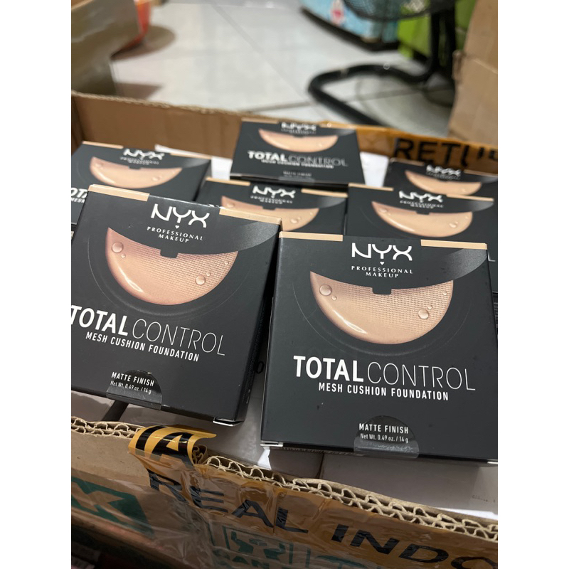 NYX Professional MakeUp Total control Mesh Cushion Foundation Make Up - 06 True Beige