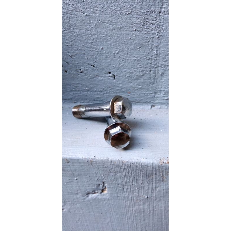 Baut Kaliper depan klx original