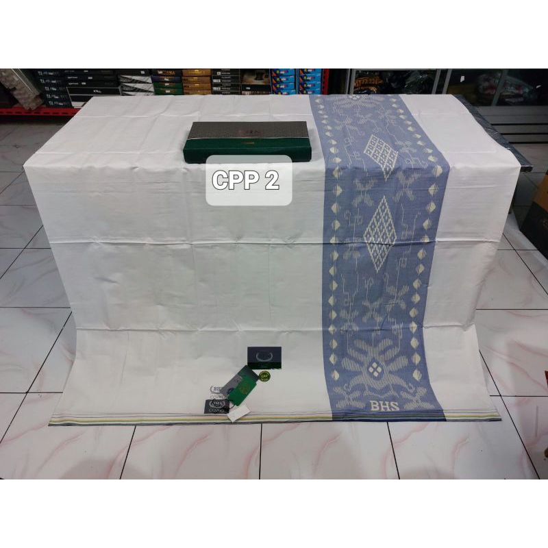 Sarung BHS COSMO PUTIH /Sarung BHS warna putih