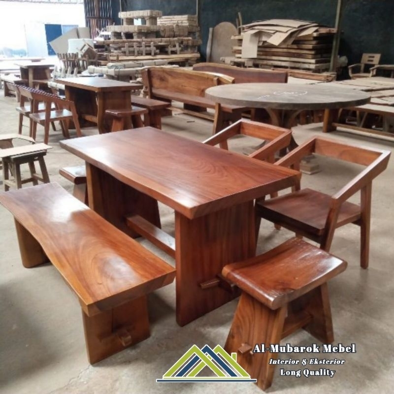 Meja Kursi Makan Kayu Trembesi