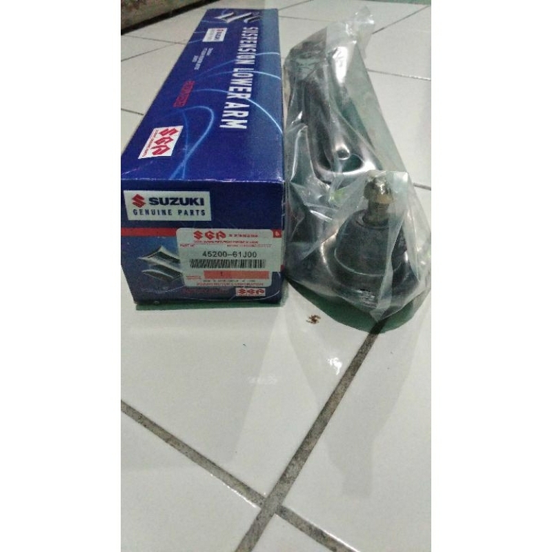 BALL JOINT SAYAP LOWER ARM ASSY APV SS FUTURA 1.3 1.5