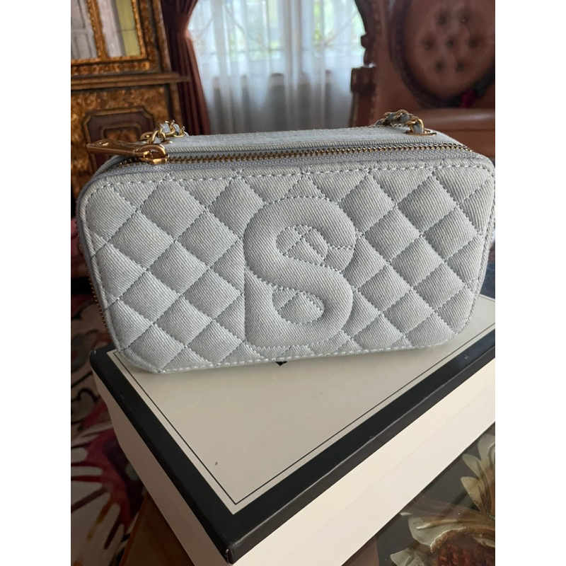 yura denim bag