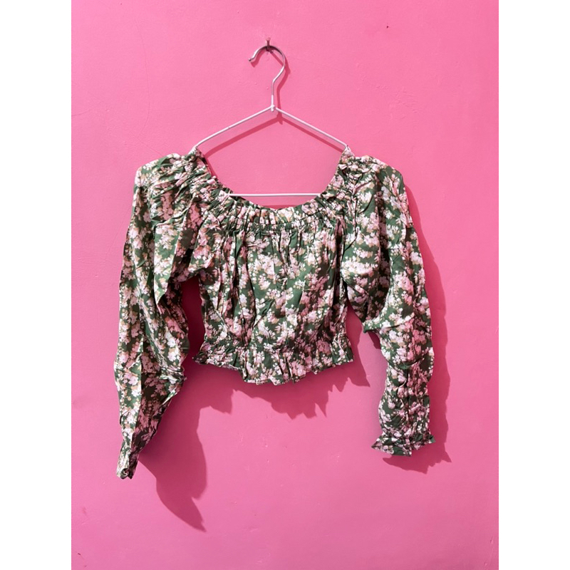 Atasan Crop Wanita Colorbox