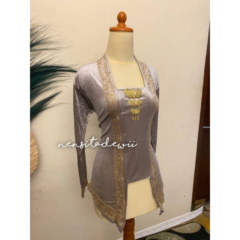 Kebaya Bordir, Model Kutubaru - Warna Silver