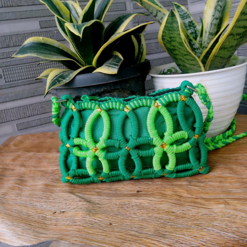 Tas rajut tali kur motif bunga melati