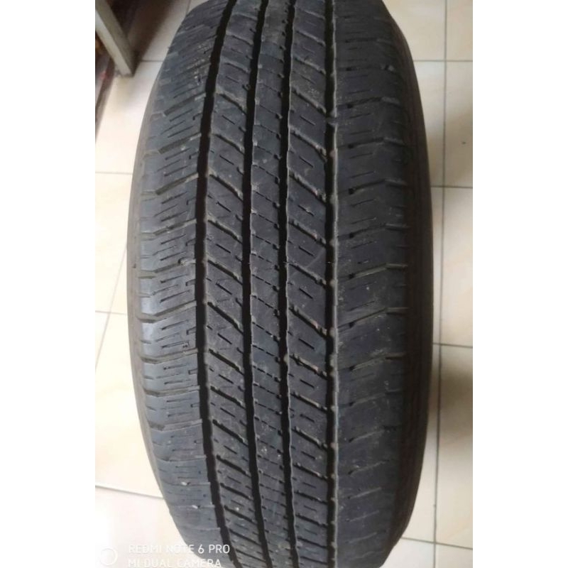 ,ban mobil Pajero sport Toyota Fortuner ukuran 265/65,17,,merk Bridgestone ht