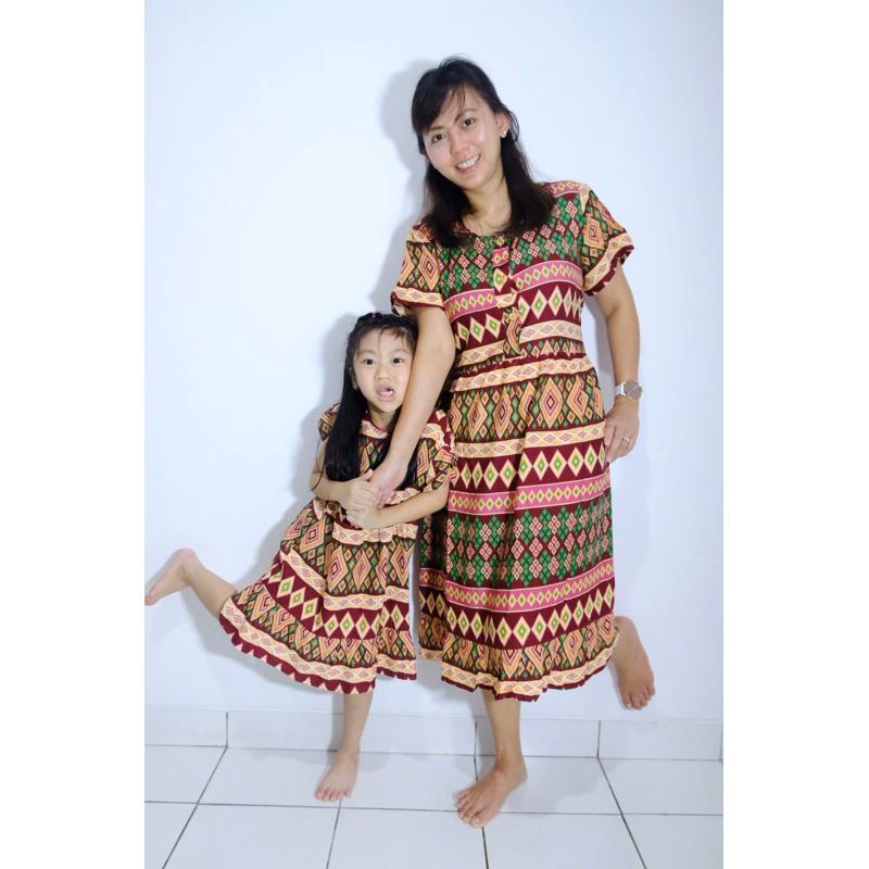 Daster Dress Panjang Baju Tidur Batik / Rayon Ibu Anak 1 2 3 4 tahun Lengan Tangan Pendek Motif Bung