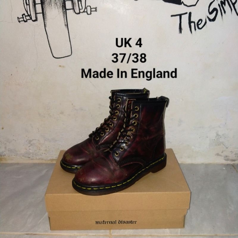 Dr.Martens Vintage Red Cherry rub off original