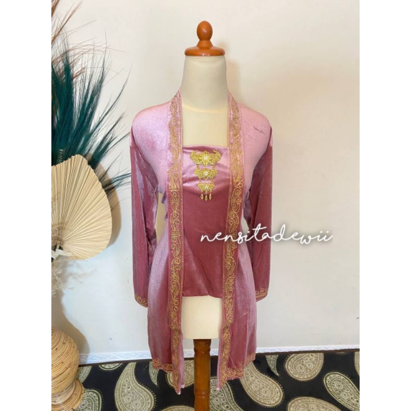 Kebaya Bordir Panjang, Model Kutubaru - Warna Rosegold