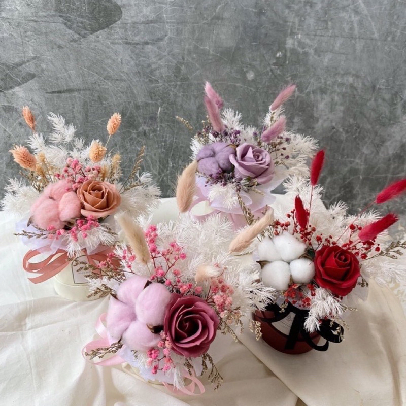 flower bloom box / flower box / kado unik / kado ultah / hadiah / frame / giftbox / kado wisuda