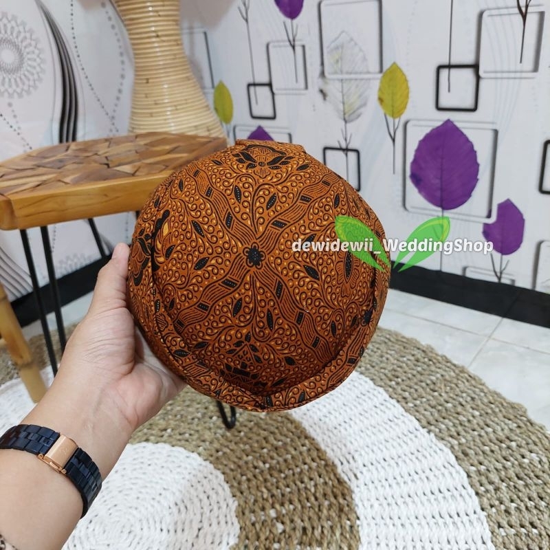 Blangkon Solo Jarik / Bahan Premium - Motif Sido Mukti Coklat