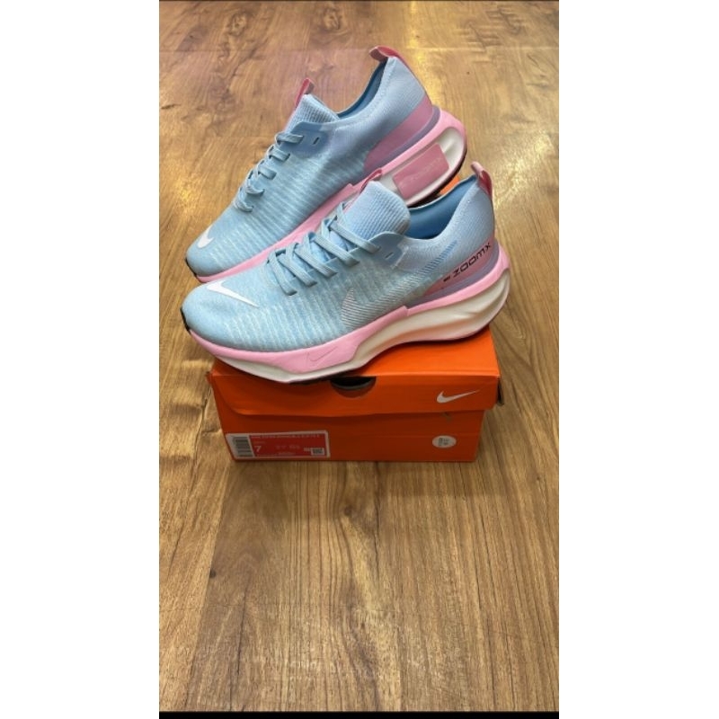 sepatu nike zoom x