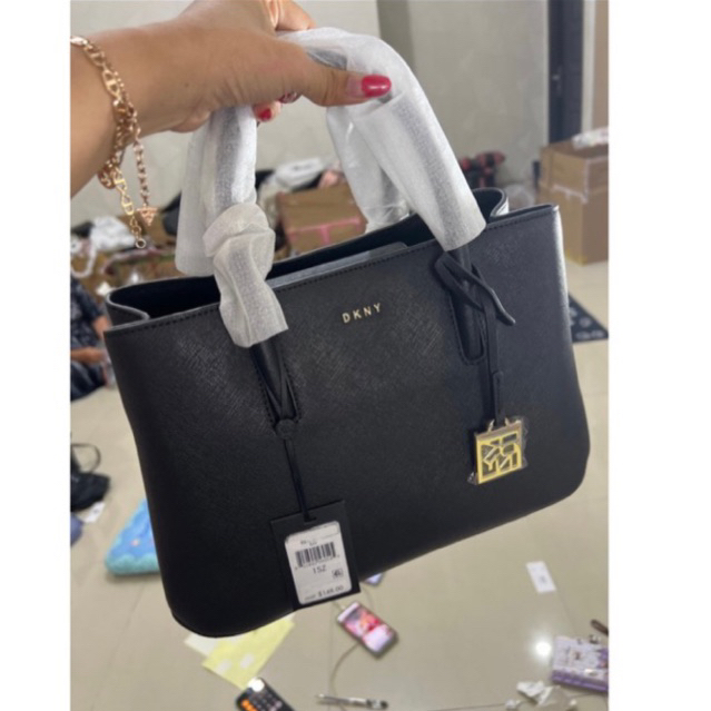 FLASH SALE AUTHENTIC 100% DKNY HITAM PEABLED LEATHER KULIT SAPI ASLI TOP HANDLE BAG WANIT UK. 27 CM