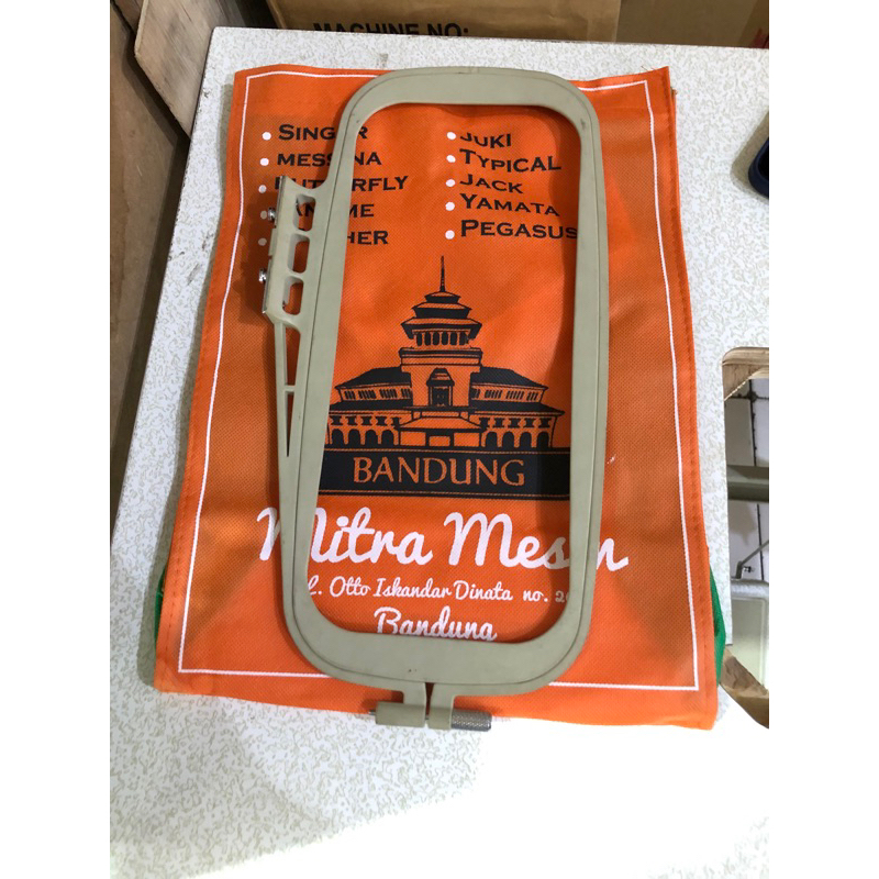 Frame/Pebidangan bordir CNY