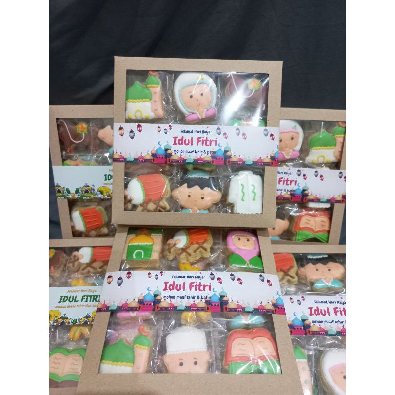 

COOKIES/ KUKIS HIAS/ KUE LEBARAN/ KUE KERING/ SOUVENIR/ HAMPERS LEBARAN