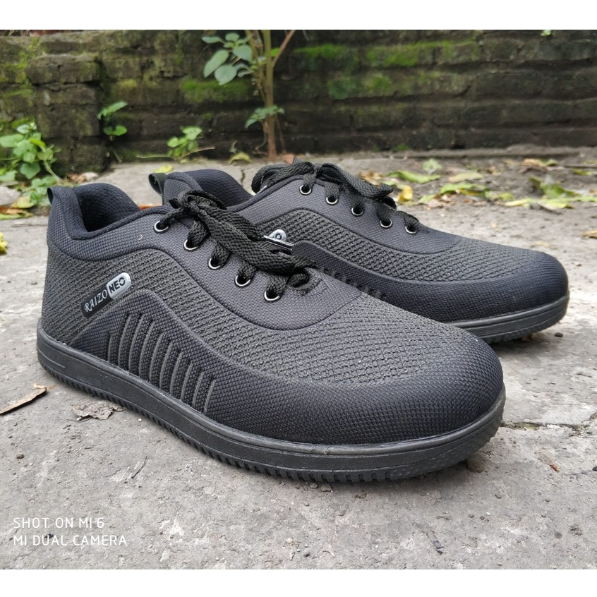 sepatu anak sekolah sepatu sekolah anak laki laki sepatu santai wanita sepatu santai pria sepatu san