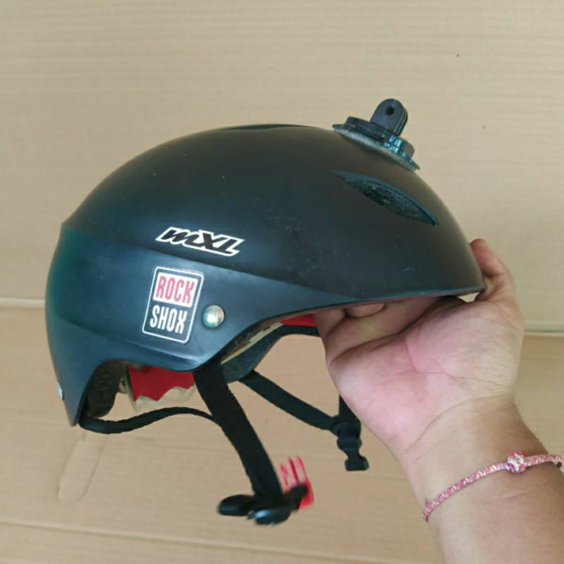 HELM SEPEDA MXL
