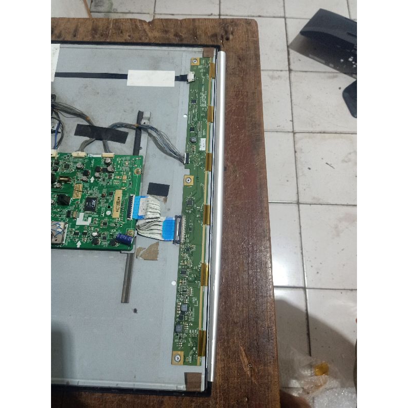 Panel Layar Tv LED LG 22LN4050 ORIGINAL