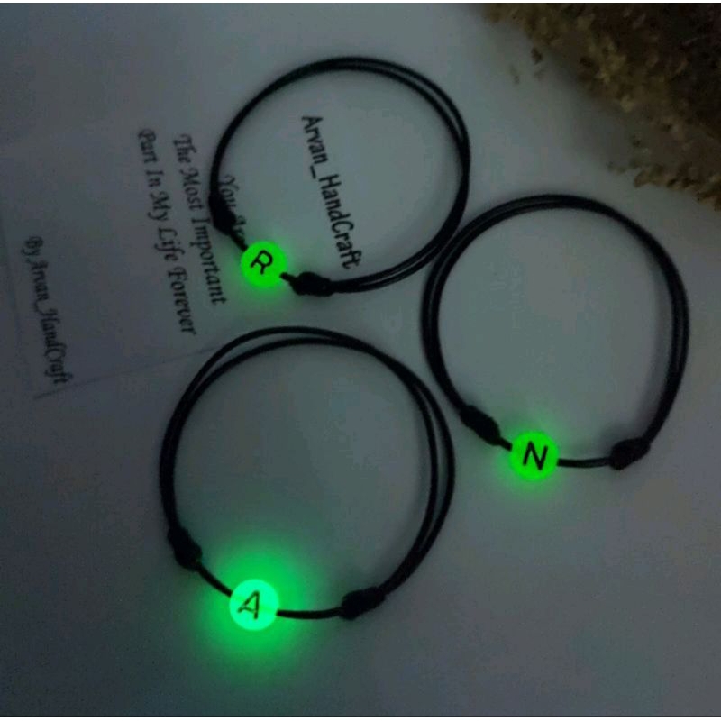 [2pcs] Gelang Couple Magnet Glow In The Dark Huruf Inisial Nama Gelang Couple Nyala