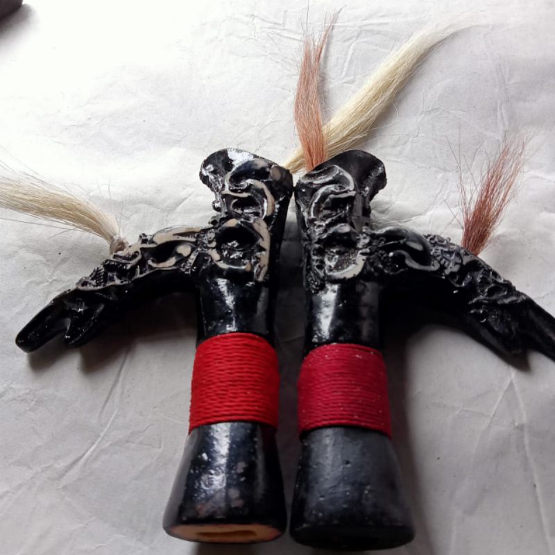 Hulu mandau motif tanduk buntut 2 siap pakai Hulu mandau gagang mandau