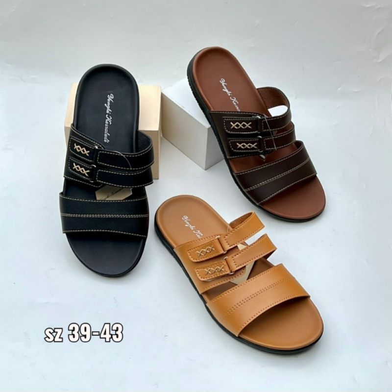 SENDAL COWOK MERK YONGKI KOMALADI | Selop Pria | Sepatu Kulit | Warna Coklat Hitam Tan | Branded Mat