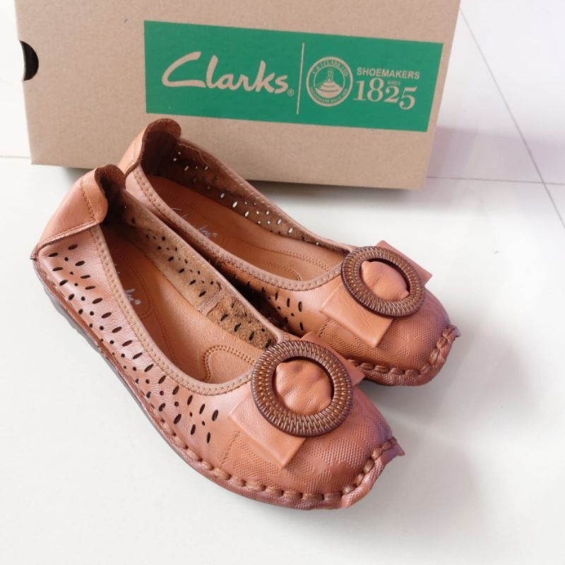 Clarks flat 82-6 / Sepatu wanita clarks flat pita bulet /sepatu Clarks kulit