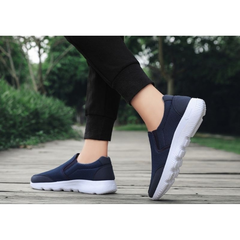 Sepatu Casual Pria Slip On Import Kets Premium Tanpa Tali Sneakers Model Toms Terbaru Elegan dan Trendy