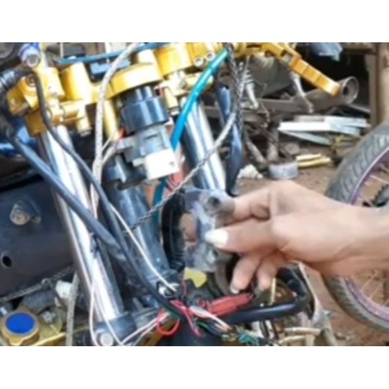 braket fairing r15 v3, untuk vixion