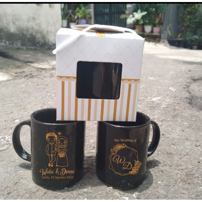 mug keramik hitam custom sablon