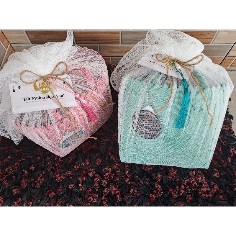 

PAKET HAMPERS IDUL FITRI PREMIUM / HAMPERS LEBARAN / IED MUBARAK FREE KARTU UCAPAN / RAMADHAN