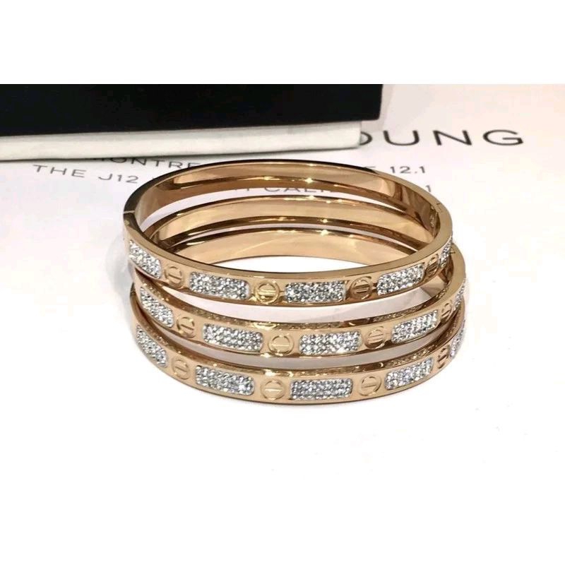 GELANG EMAS CARTIER  PERMATA 7 GR KADAR 15 %