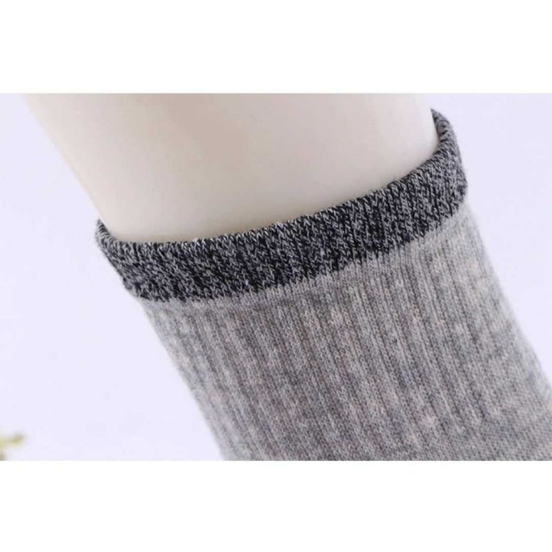 ZTOET Kaos Kaki Olahraga Pria Light Gray Quick Drying Breathable Men Socks 39-45 - WZ173