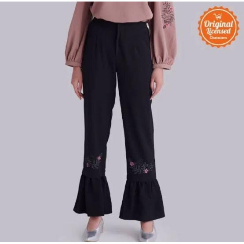 preloved disney pants by suqma